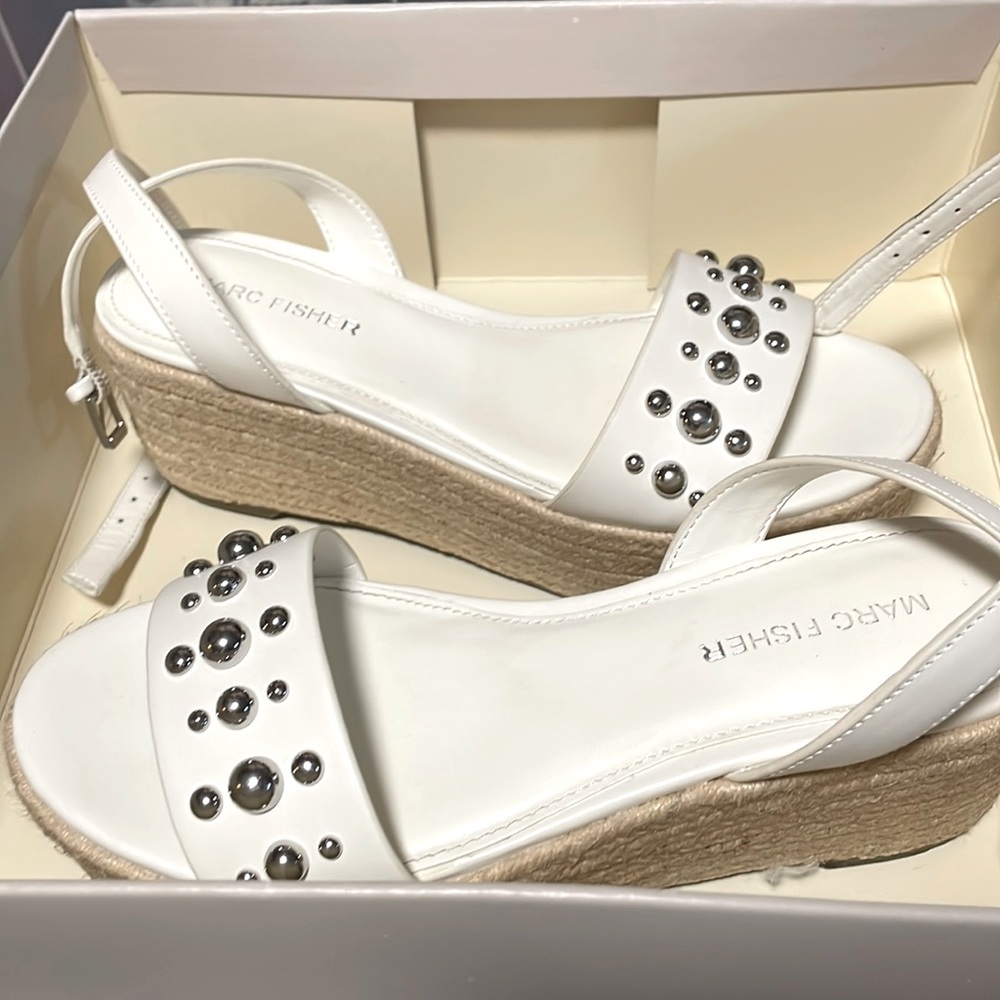 Marc Fisher white wedges